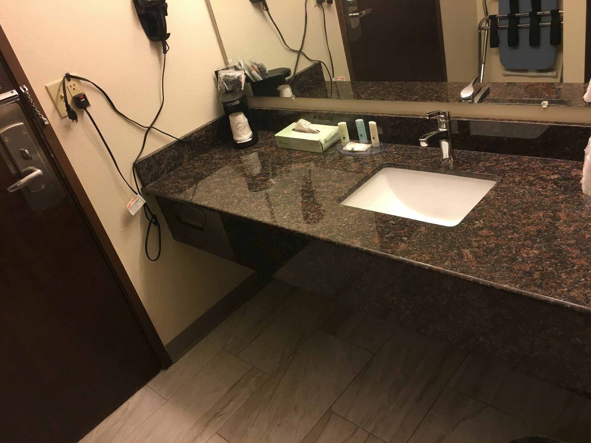 Quality Inn & Suites Milwaukee Exteriér fotografie